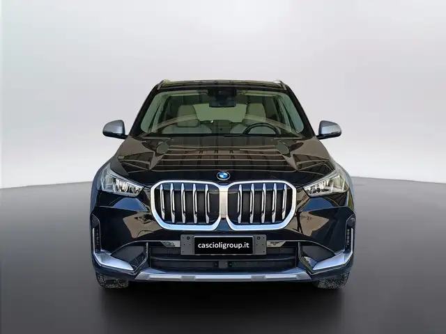 BMW X1 view 2