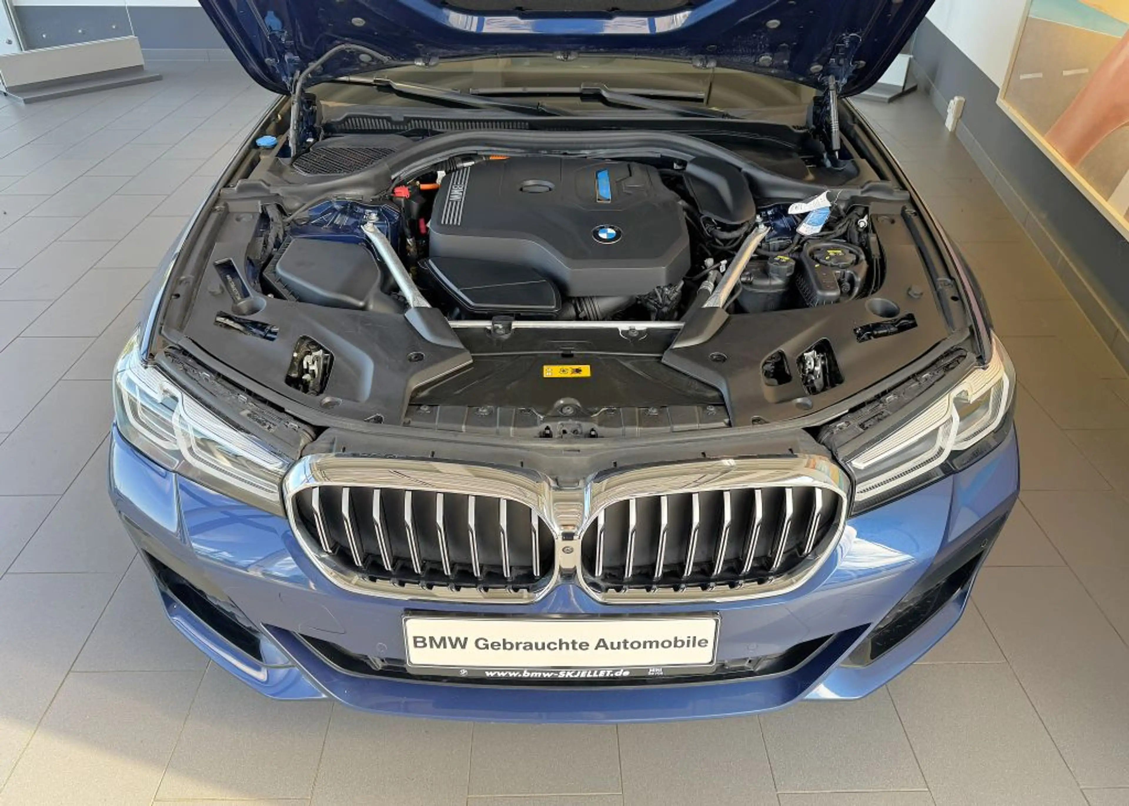 BMW 530 530e xDr. Tour. M SPORT PANO+KAM360+AHK+SPUR+LED — photo 11