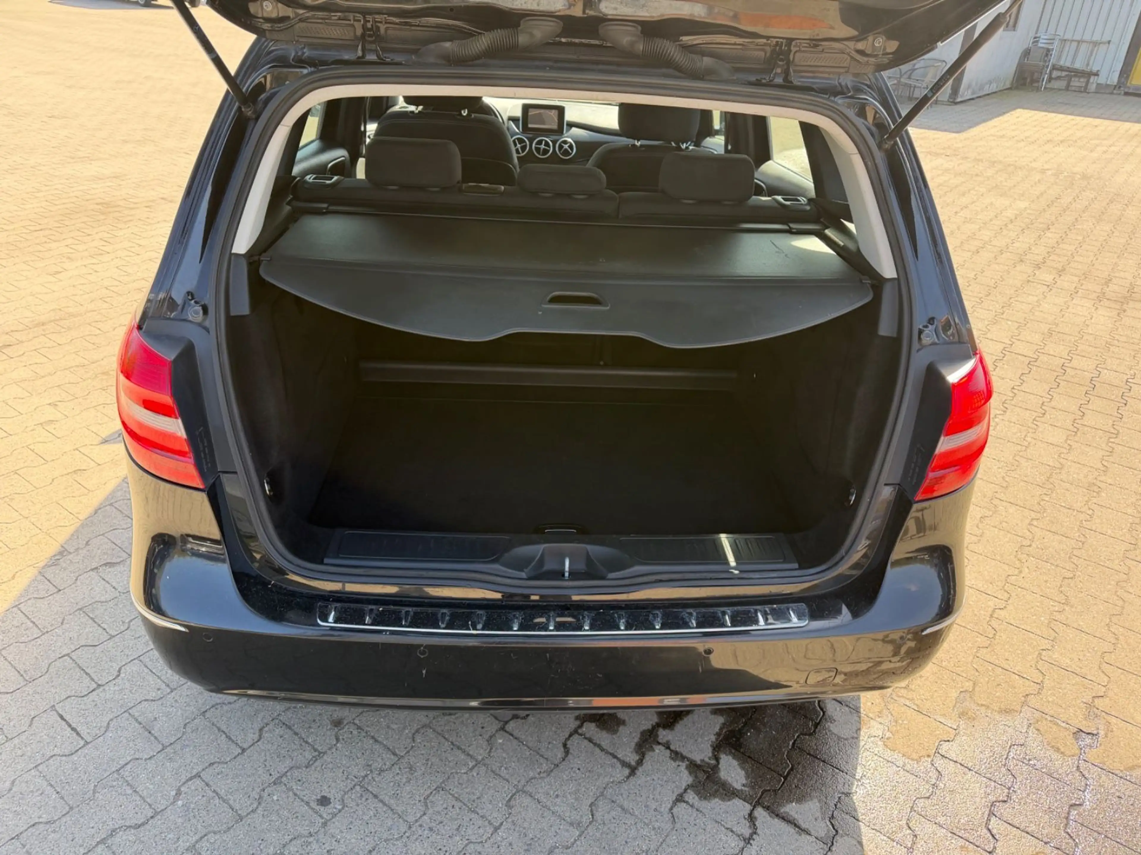 Mercedes-Benz B 180 CDI/EURO5/KLIMA/NAVI/TEMPOMAT — photo 14