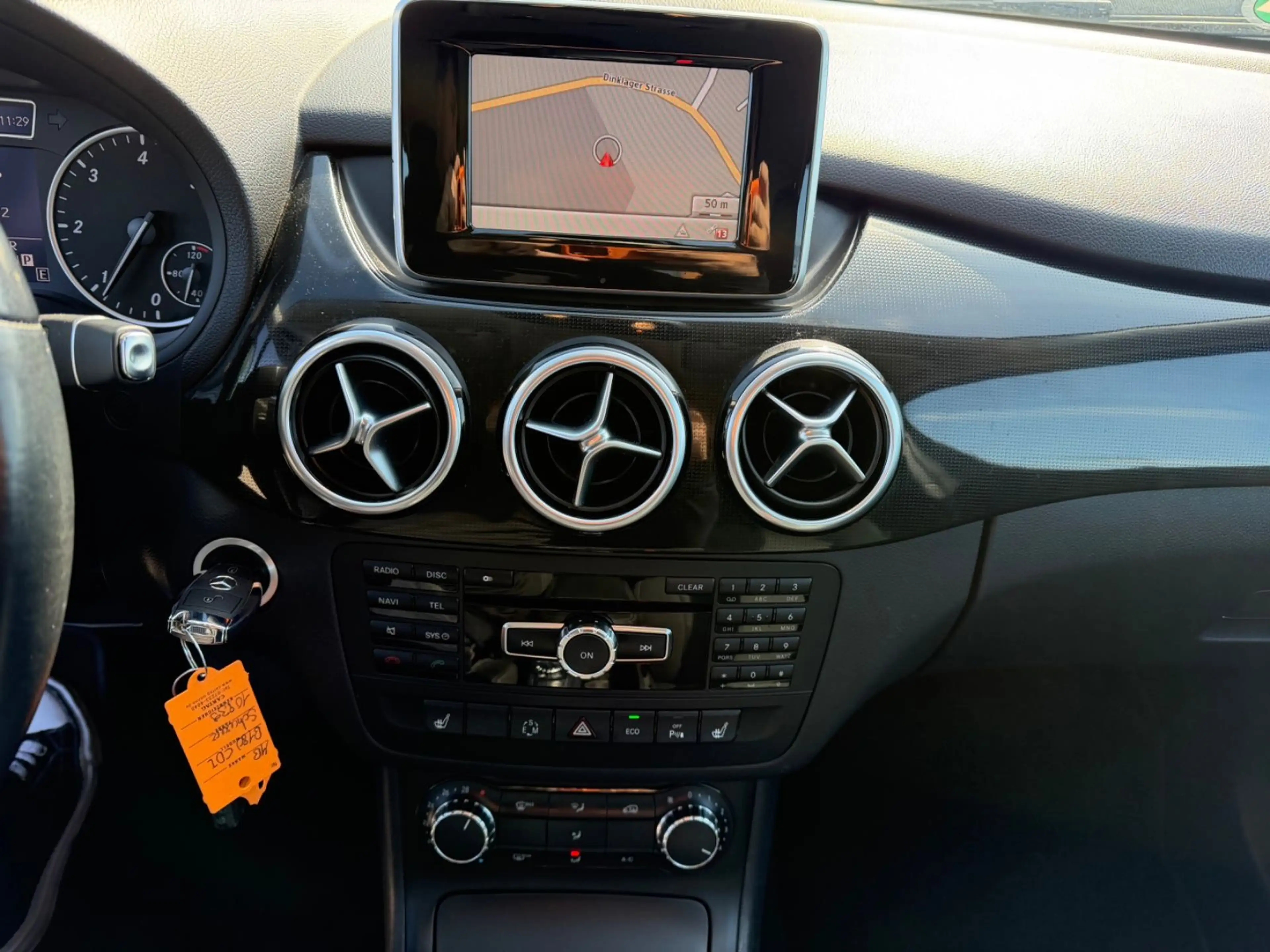 Mercedes-Benz B 180 CDI/EURO5/KLIMA/NAVI/TEMPOMAT — photo 11