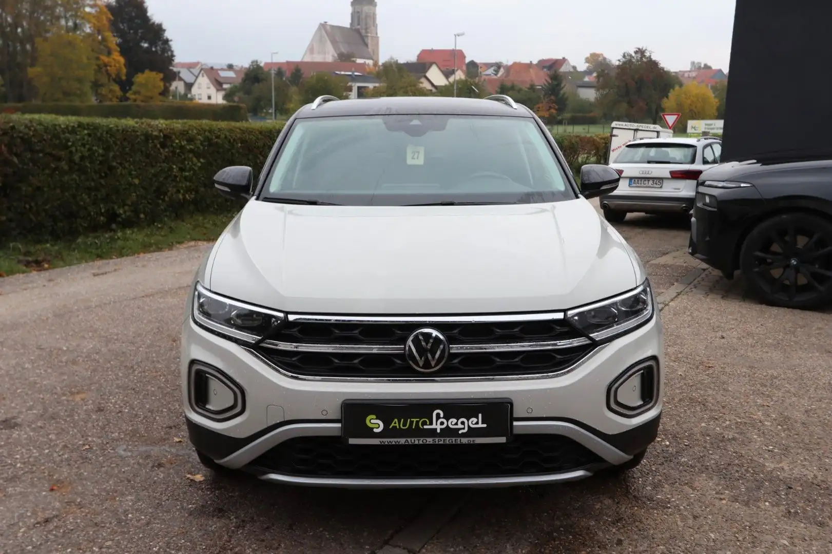 Volkswagen T-Roc Style LED Navi Standheizung Carplay DAB BT Gris - 2