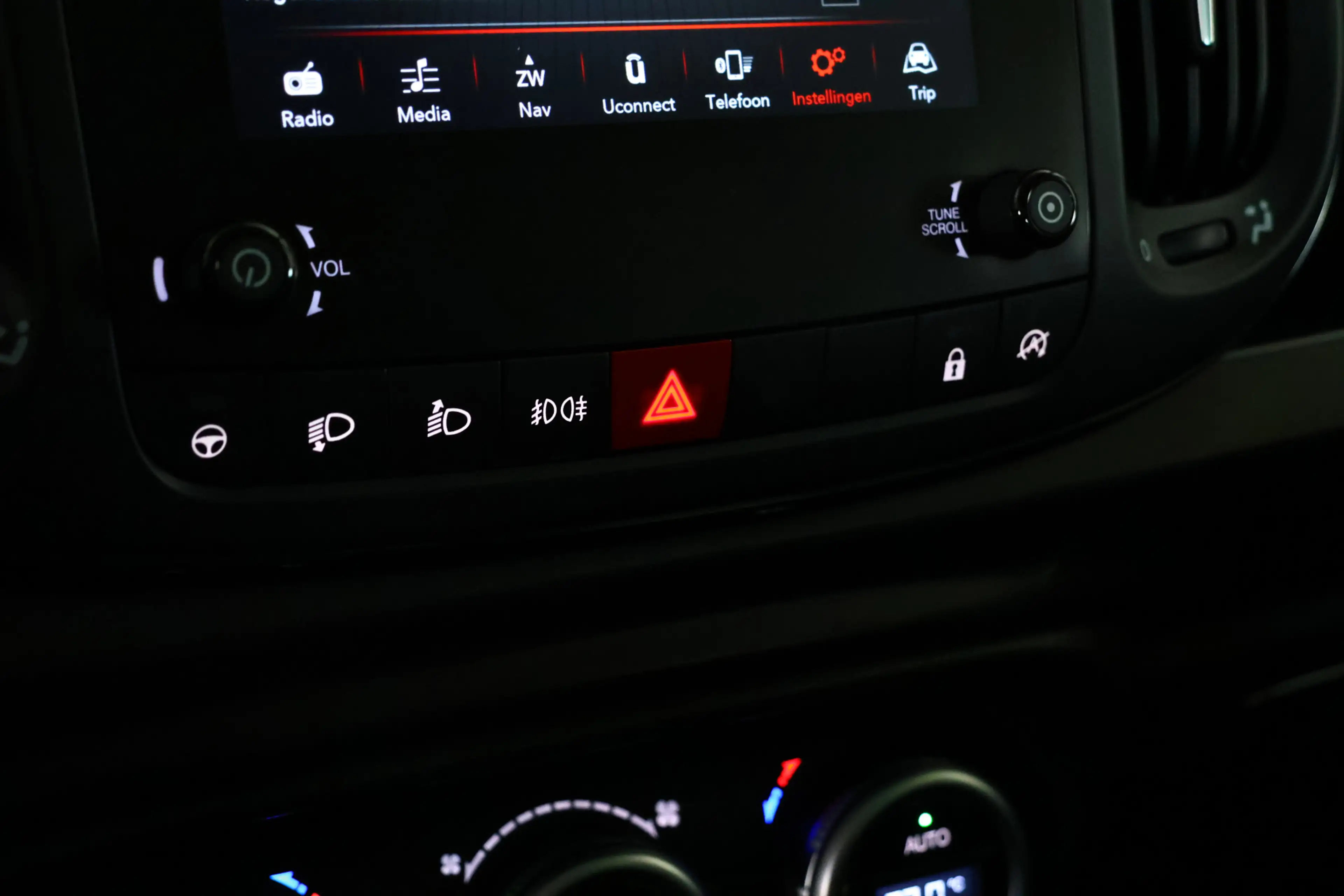 Fiat 500L 1.4-16V Lounge Navi / Cruisecontrol / Bluetooth / — photo 24