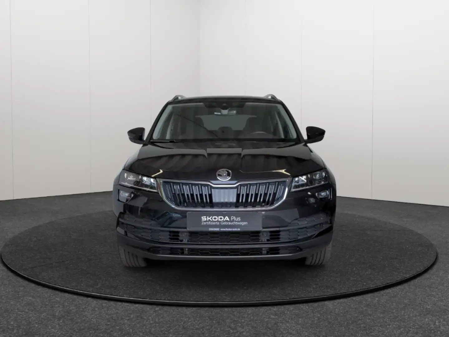Skoda Karoq 1.5TSI DSG Clever LED AHK Navi Rear View ACC Schwarz - 2