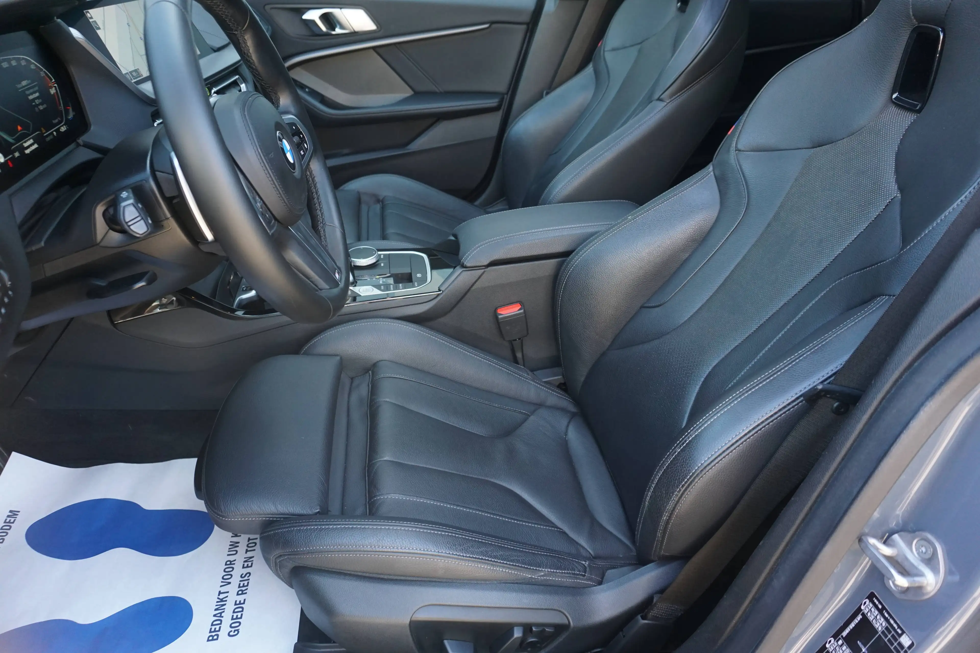 BMW 235 Gran Coupé M235iXAS  Aut-Navi-Leder-Pano-Head Up-Cam-Keyless-Garantie — photo 7