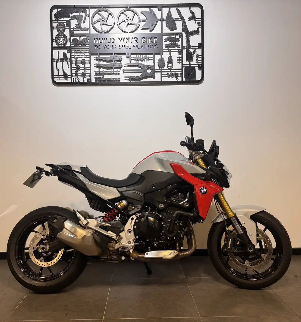 BMW F 900 R Gris - 1