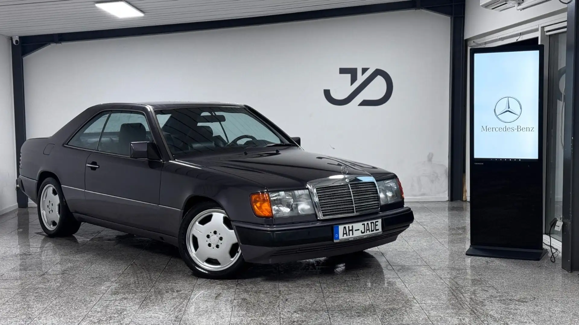 Mercedes-Benz 300 CE 124er Coupe*1.Hand*Rostfrei*Sammler Violet - 1