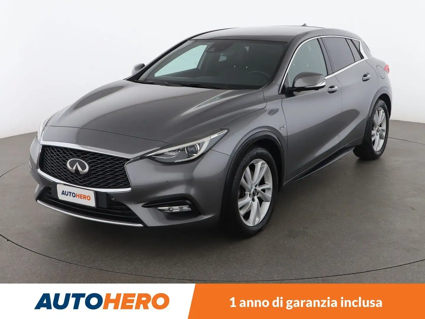 Infiniti Q30 2.2 Diesel Premium DCT Gris - 1