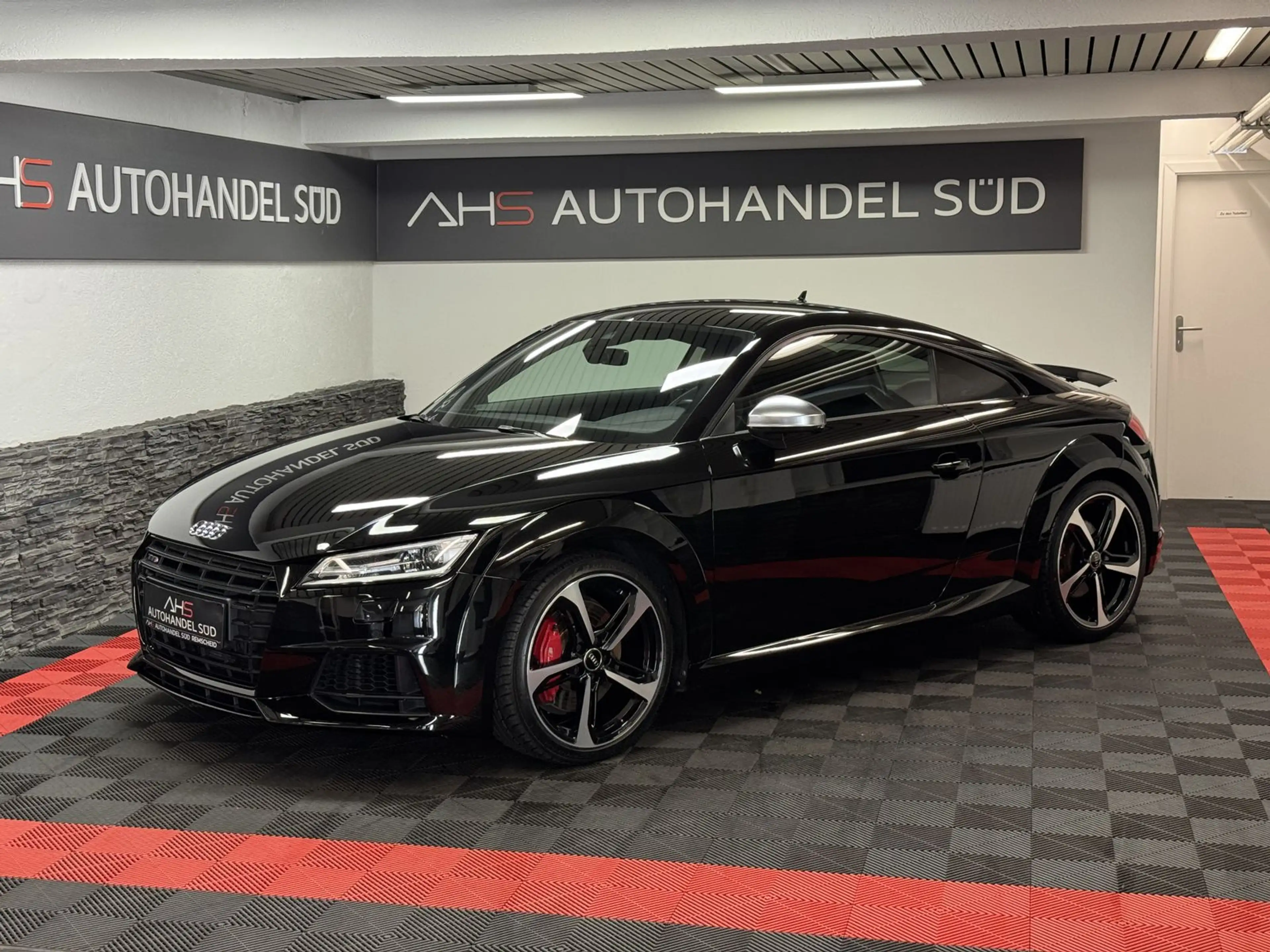 Audi TTS Coupe 2.0 TFSI quattro*B&O*