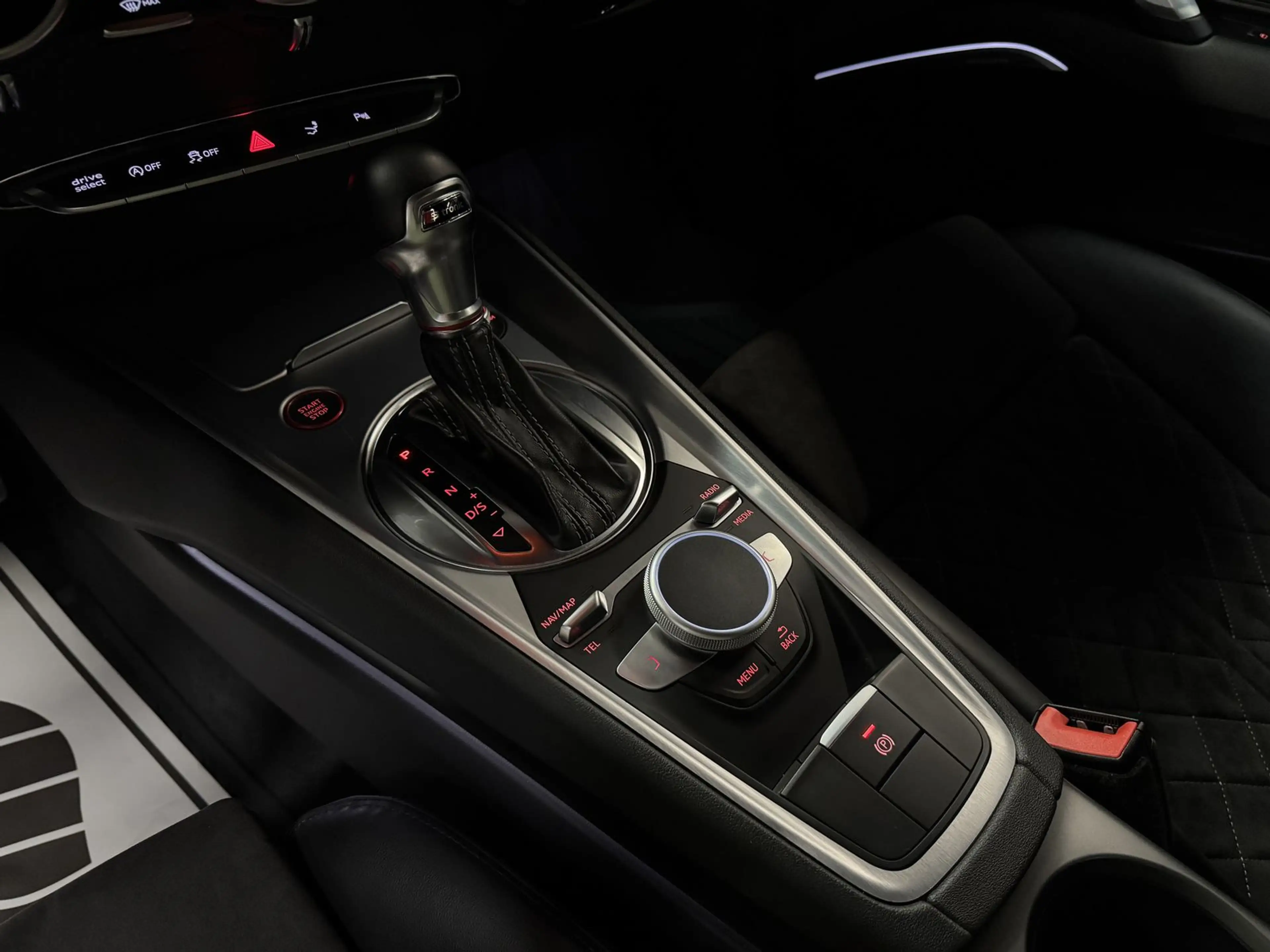Audi TTS Coupe 2.0 TFSI quattro*B&O* — photo 13
