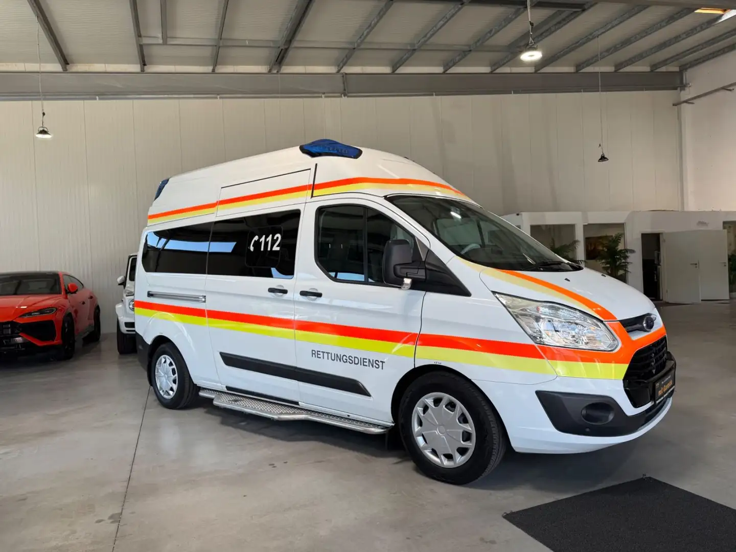 Ford Transit Custom 340 L2H2*KTW*RTW*KRANKENTRANSPORT Weiß - 1