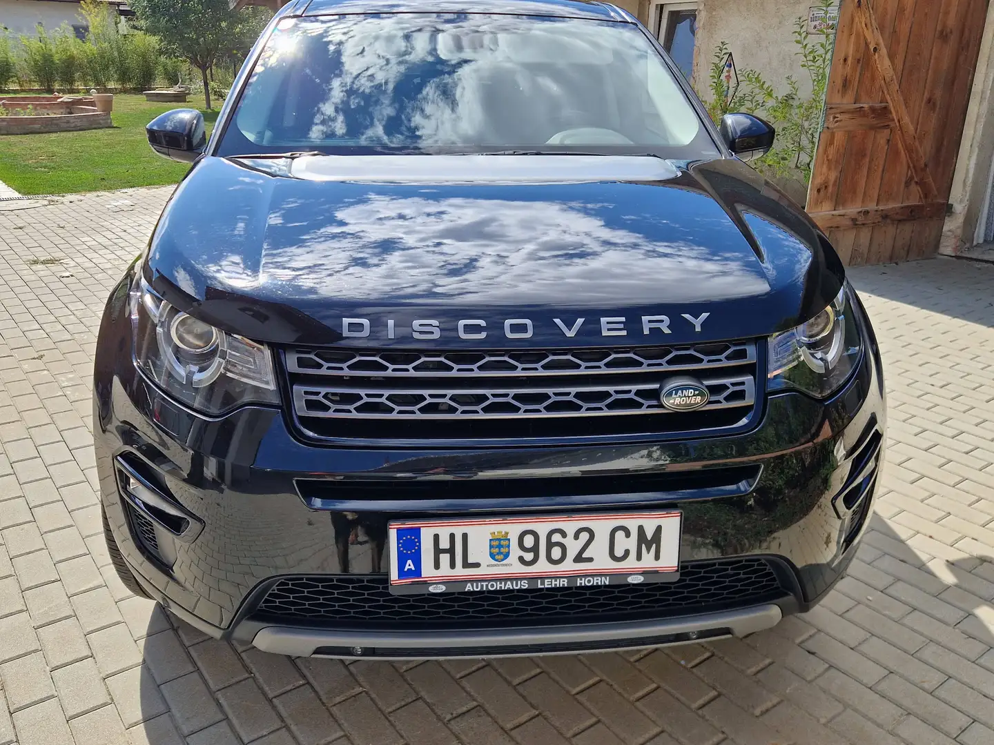 Land Rover Discovery Sport Discovery Sport 2,0 SD4 4WD HSE Luxury HSE Luxury Schwarz - 2