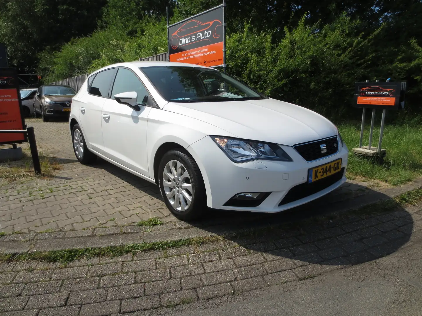 SEAT Leon SEAT LEON 1.2 TSI DSG STYLE BUSINESS  AUTOMAAT Wit - 1