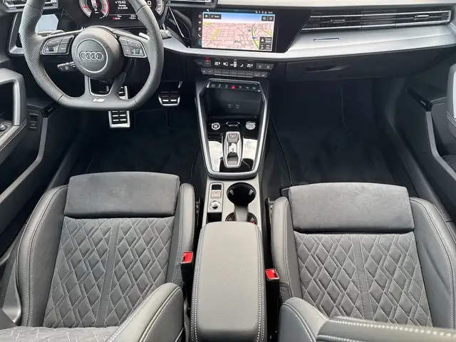 Audi A3 view 9