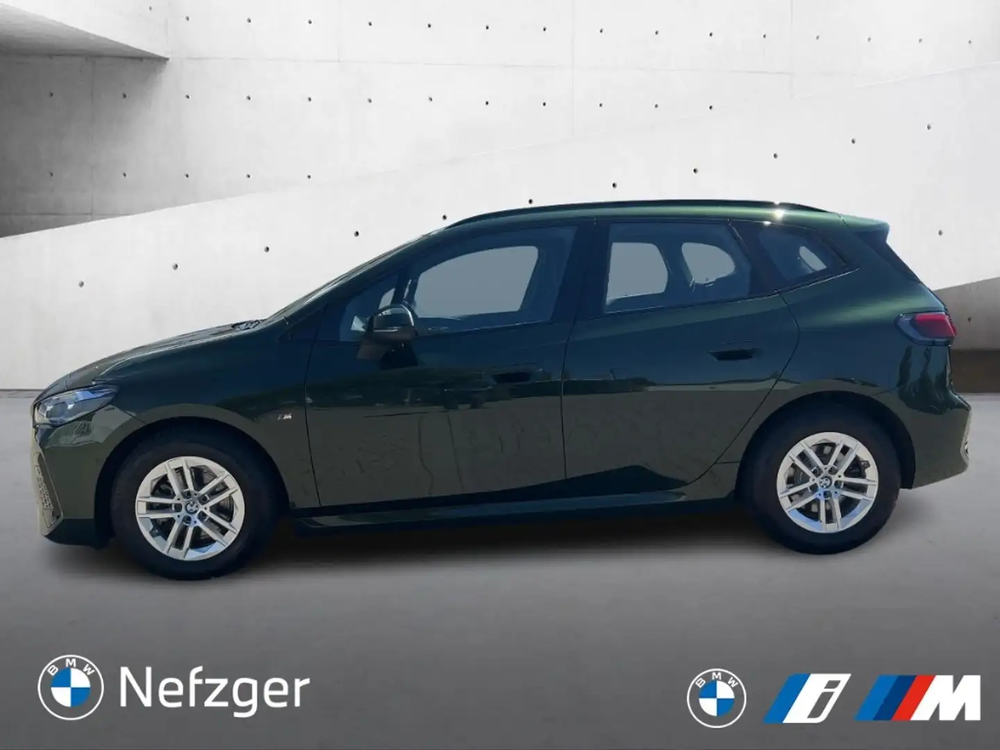 BMW 220 i Active Tourer M Sport AHK Panorama LED Verde - 2