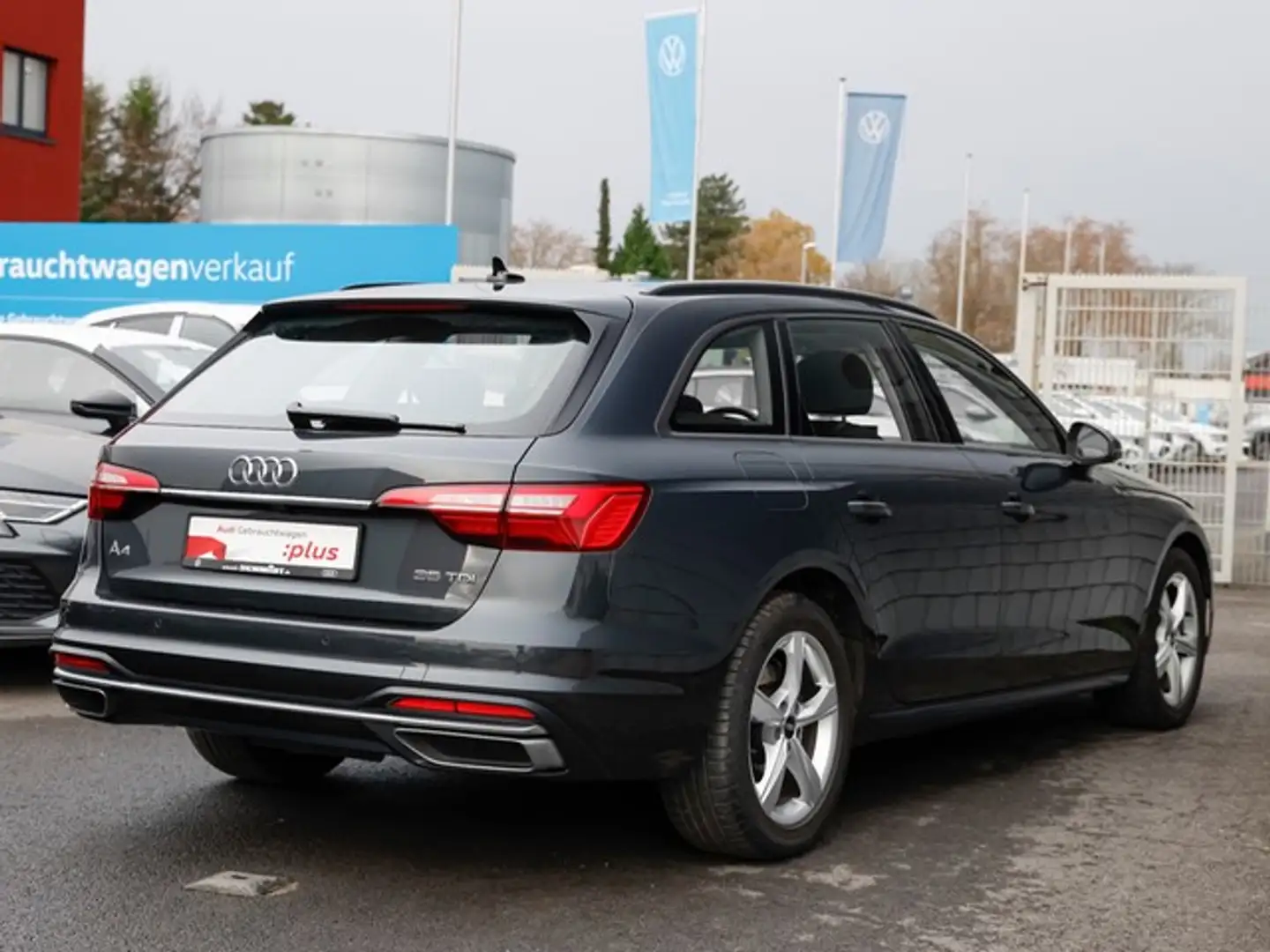 Audi A4 Avant 35 TDI Advanced AHK ACC Navi+ Kamera Grau - 2