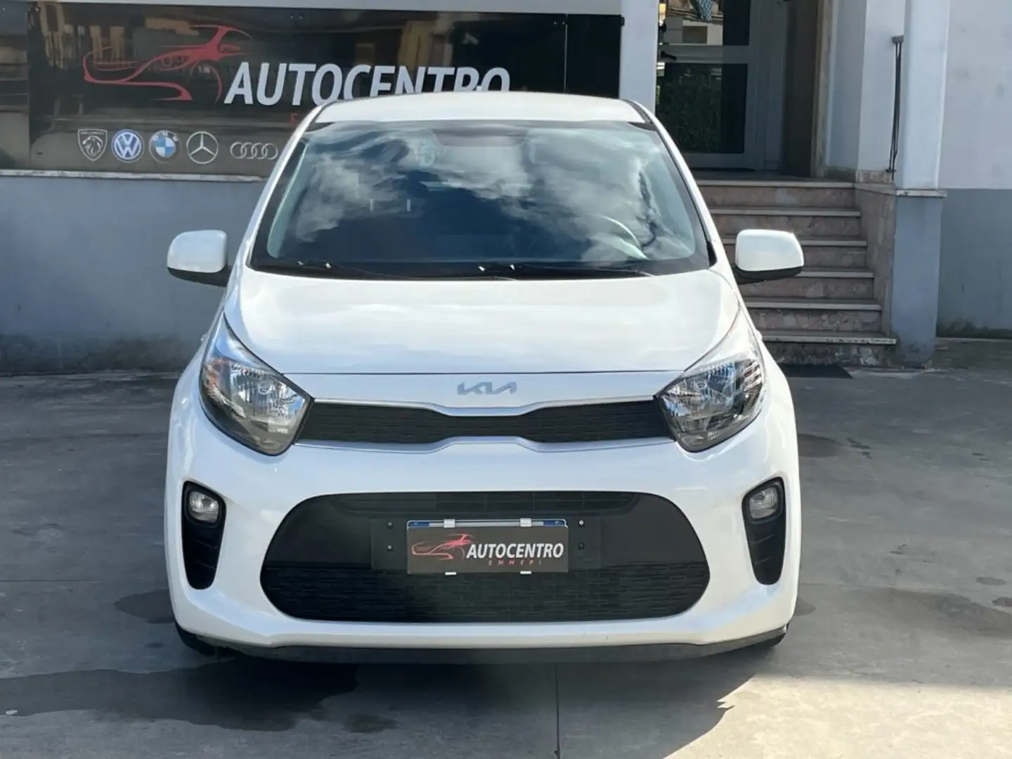Kia Picanto 1.0 12V 5 porte Urban Bianco - 2