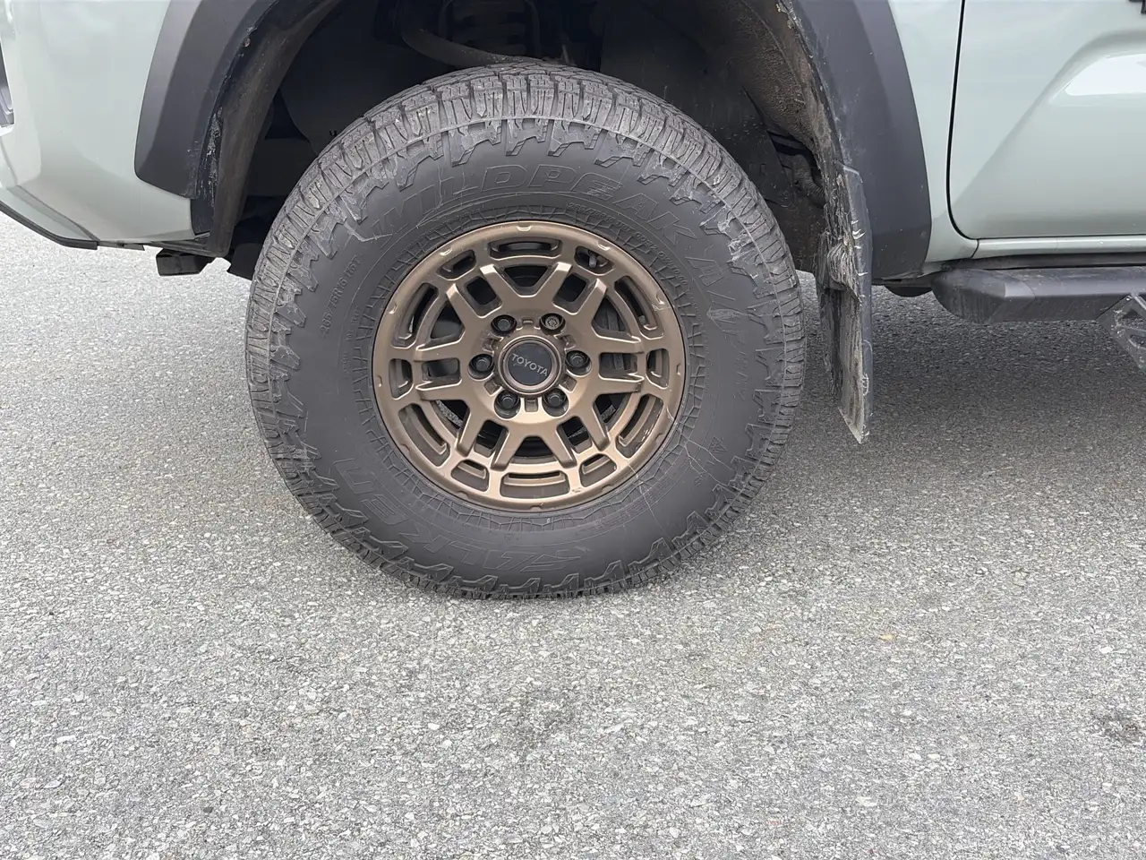 Toyota Tacoma снимка Toyota Tacoma