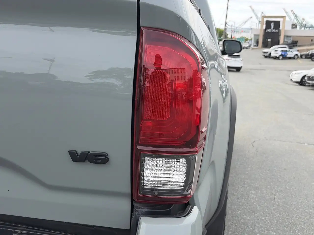 Toyota Tacoma снимка Toyota Tacoma