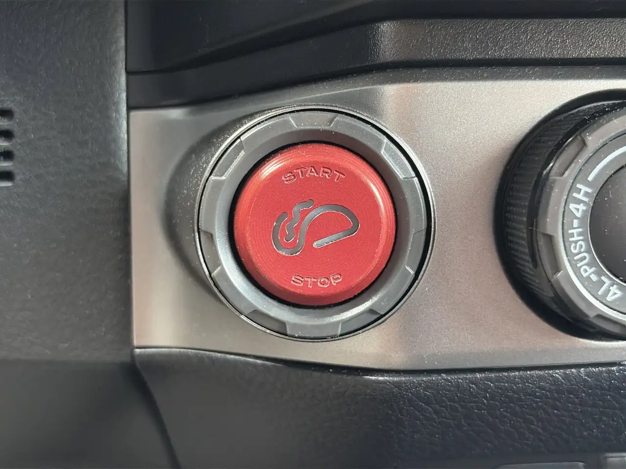 Toyota Tacoma снимка Toyota Tacoma