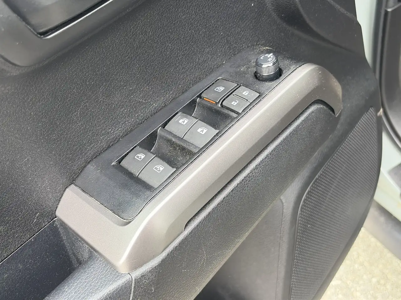 Toyota Tacoma снимка Toyota Tacoma