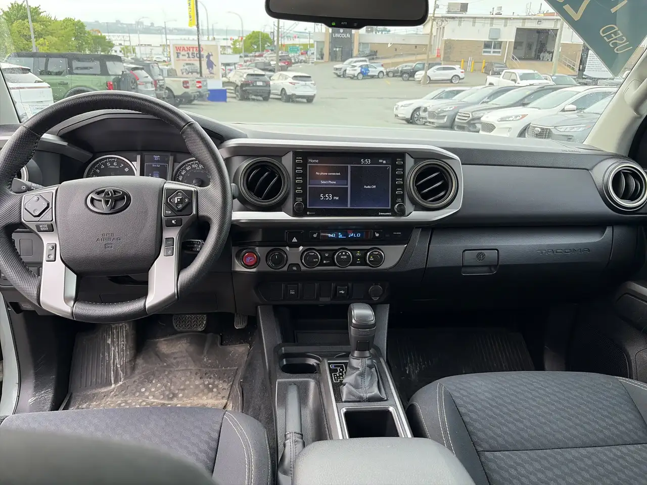 Toyota Tacoma снимка Toyota Tacoma