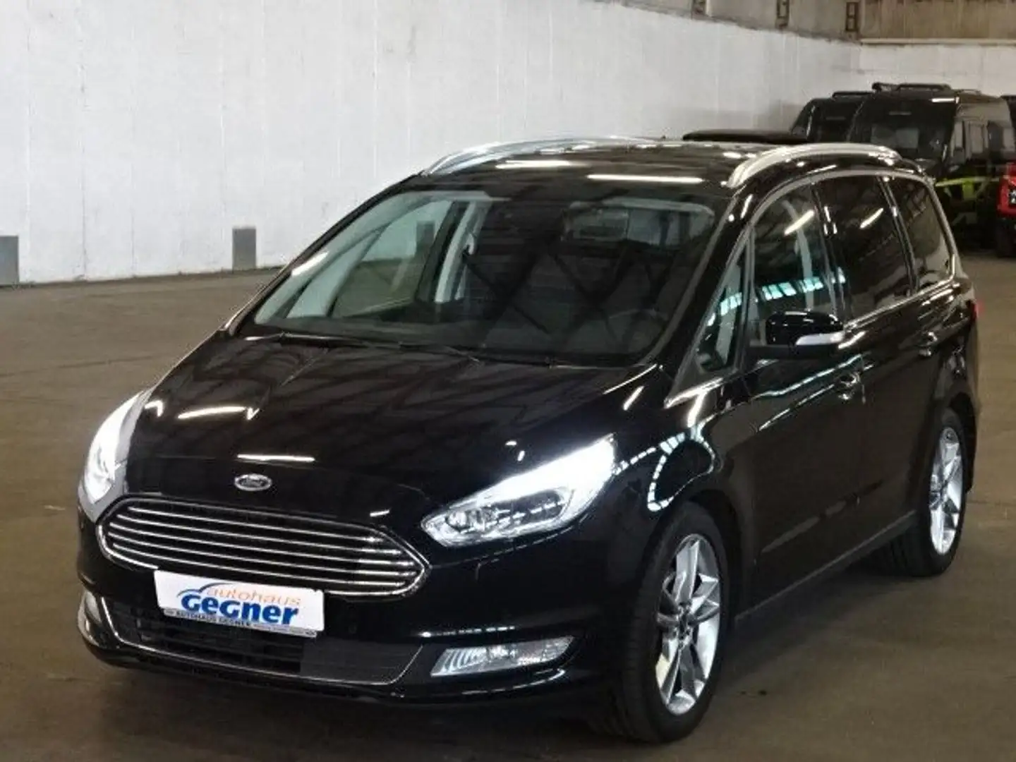 Ford Galaxy Titanium 2.0Ecoblue Aut. LED Panoramadach Schwarz - 2
