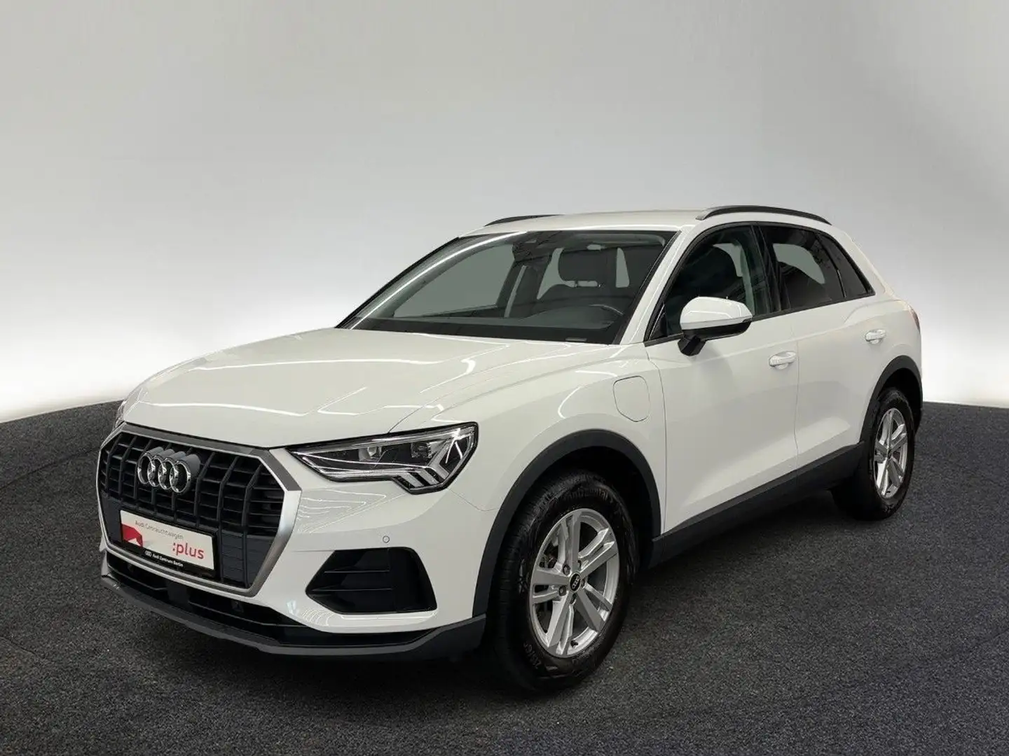 Audi Q3 45 TFSI e S tr. AHK RFK NAVI LED VIRTUAL Weiß - 2