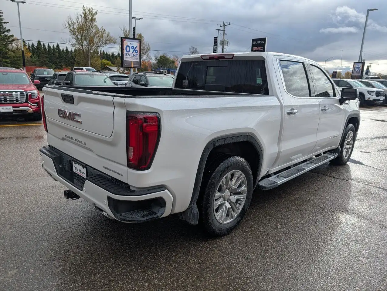 GMC Sierra 1500 снимка GMC Sierra 1500