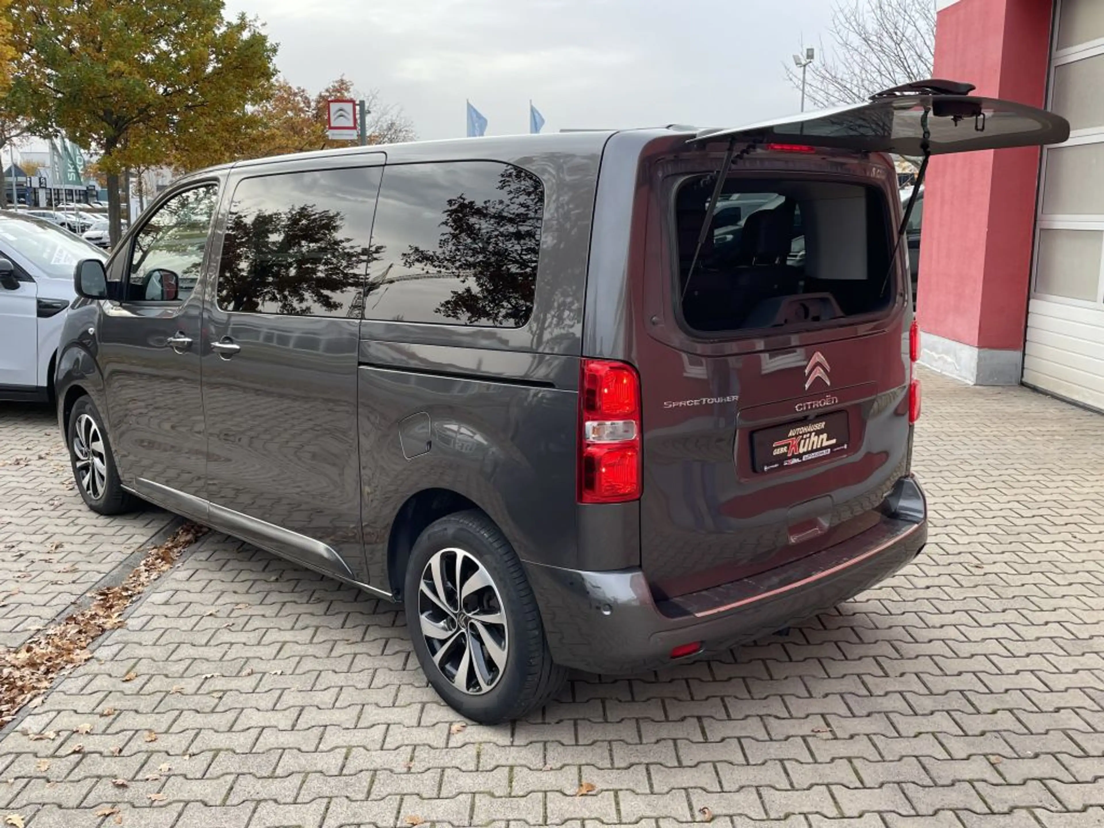Citroen Spacetourer SpaceTourer M BlueHDi 145 Shine + AHK, 8-Sitzer — photo 6