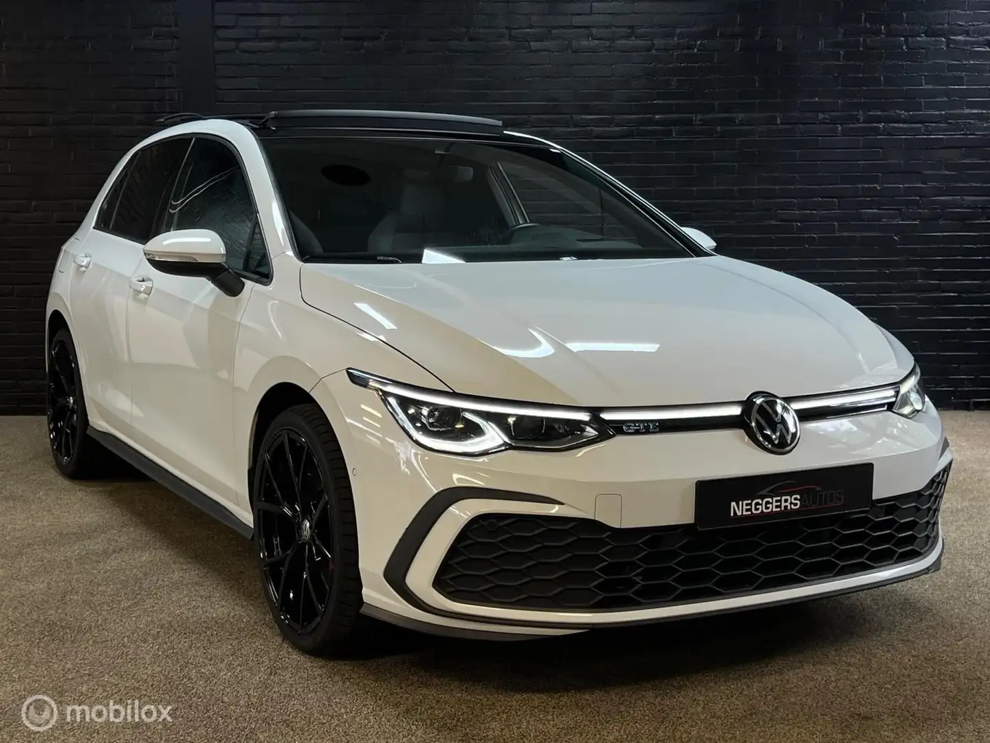 Volkswagen Golf GTE 1.4 eHybrid | PANO | IQ LIGHTS | Weiß - 2