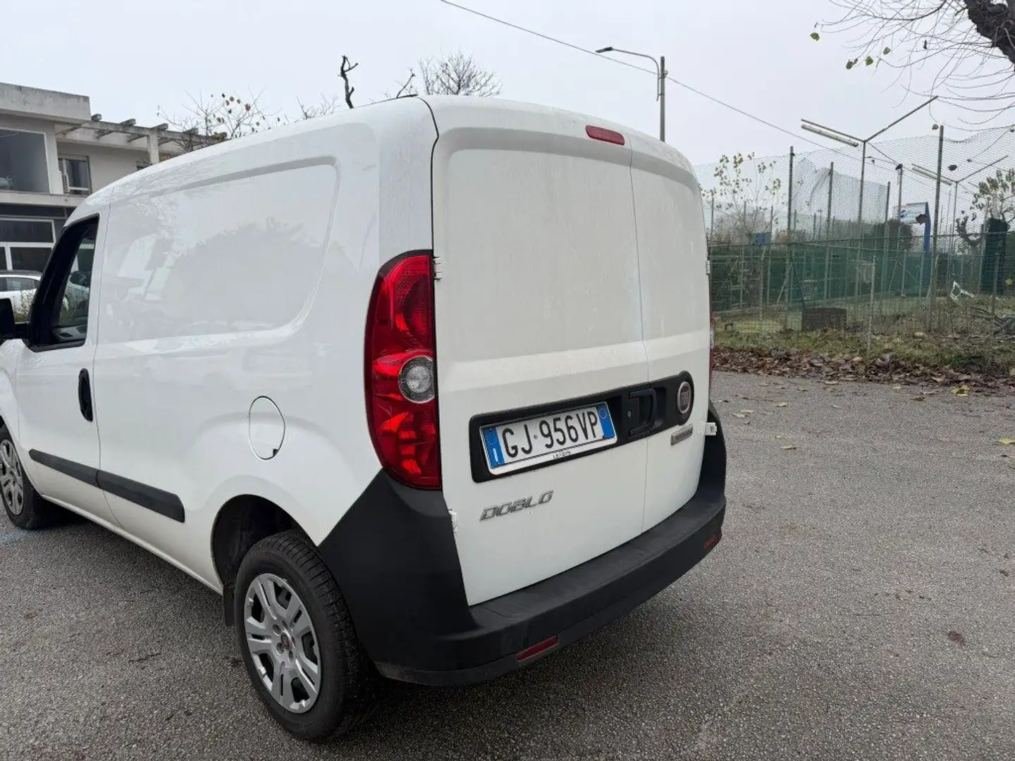 Fiat Doblo PROMO F. Doblò 1.6 MJT 105CV Cargo Lounge Blanc - 2