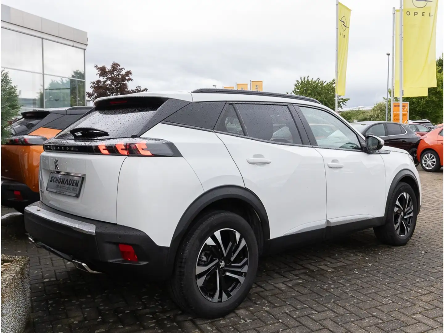 Peugeot 2008 Allure 1.2 PureTech +HSA+RFK+SHZ+CARPLAY+ Blanc - 2
