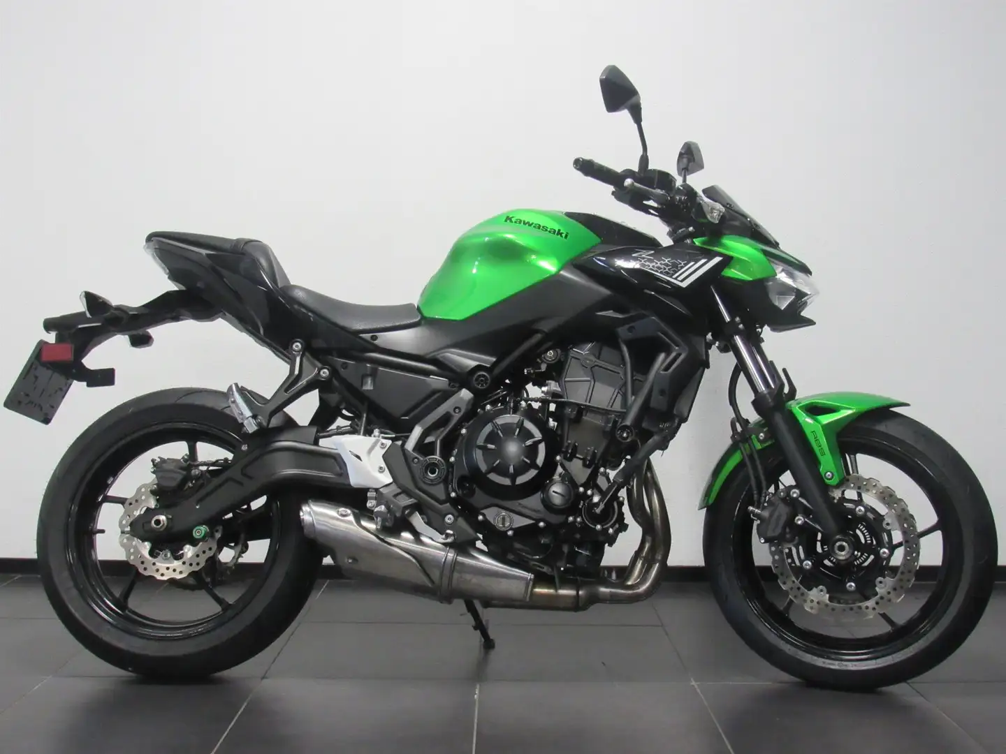 Kawasaki Z 650 ABS Groen - 1