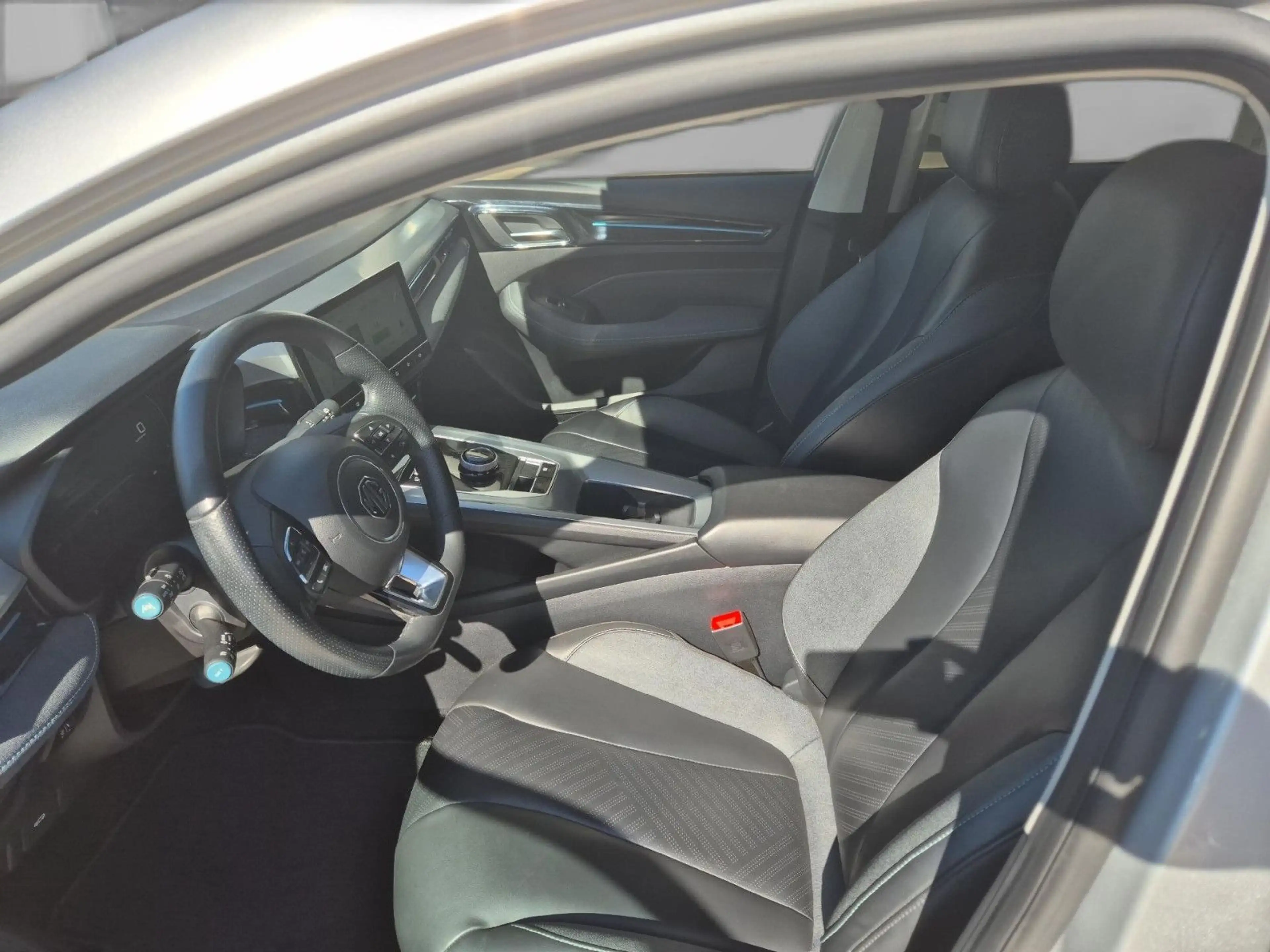 MG MG5 *Luxury*MGGarantie bis 06.2030*vomMG-Partner* — photo 13