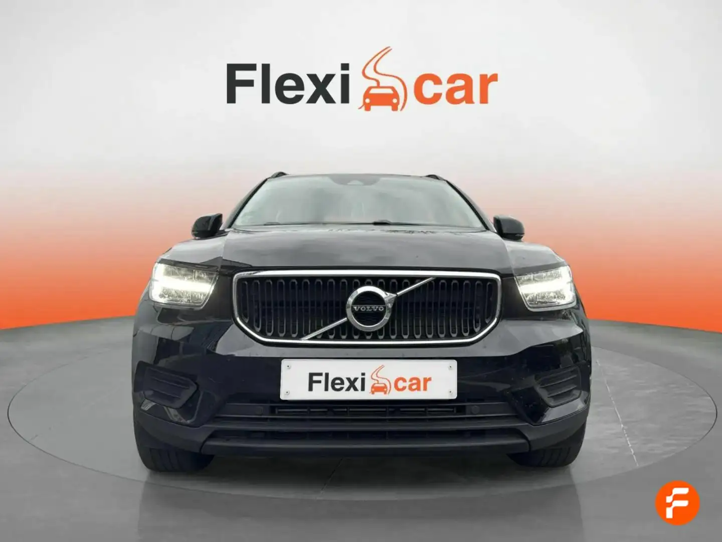 Volvo XC40 T2 Inscription Aut. Negro - 2