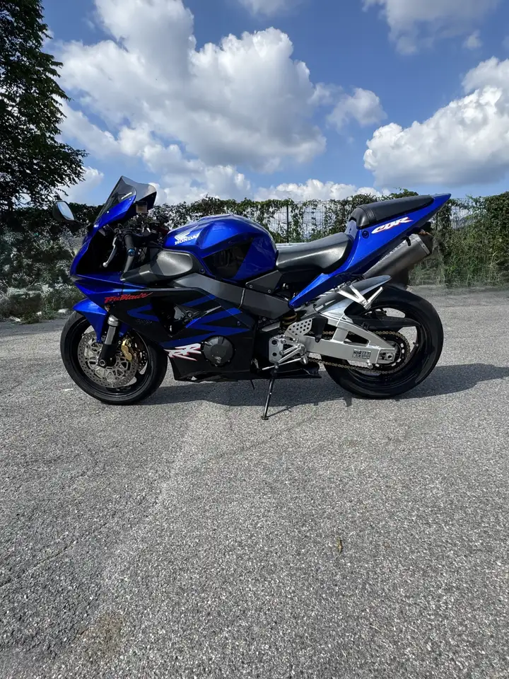 Honda CBR 900