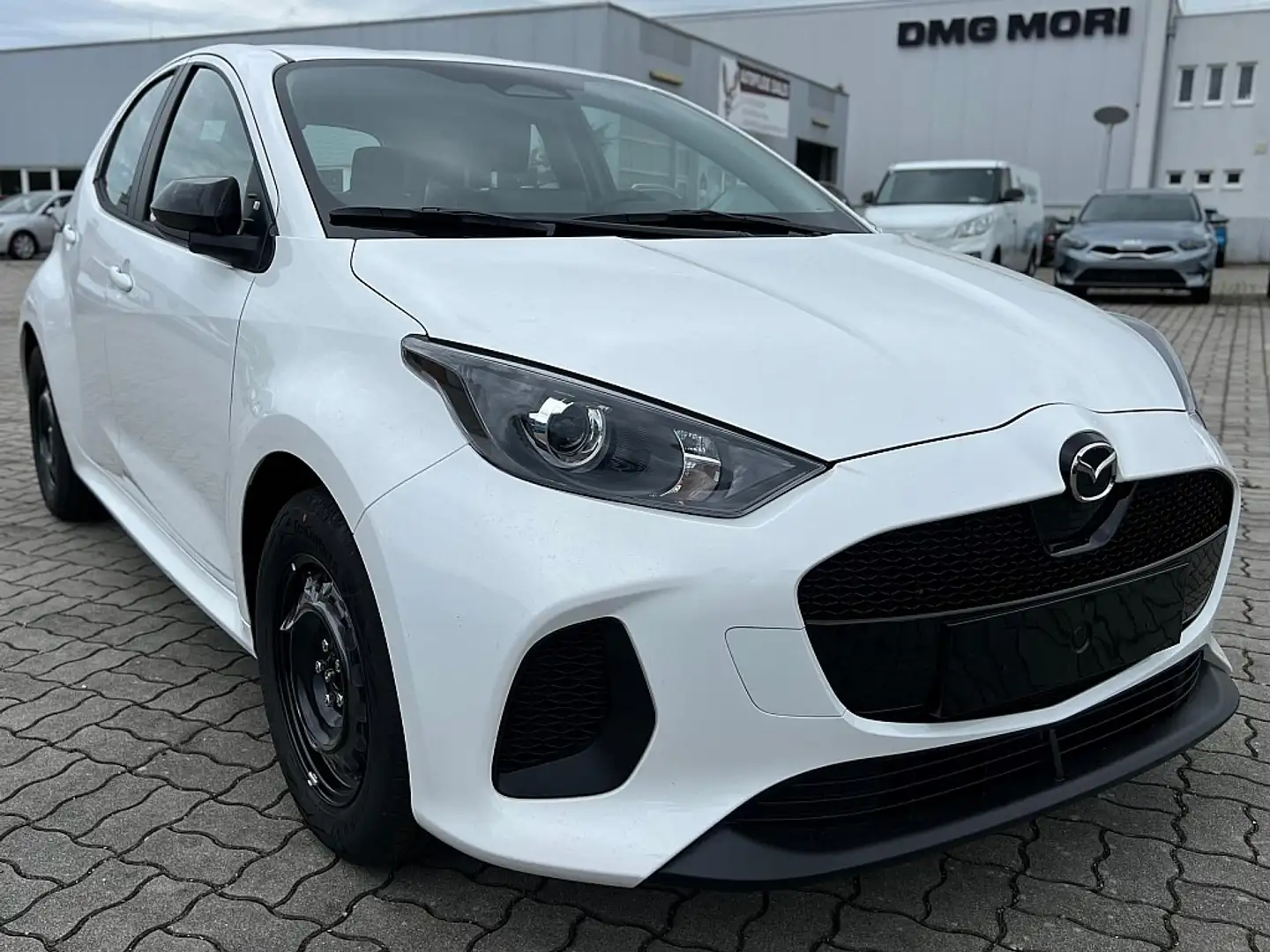 Mazda 2 Mazda2 Hybrid Prime Line Aut. Weiß - 1