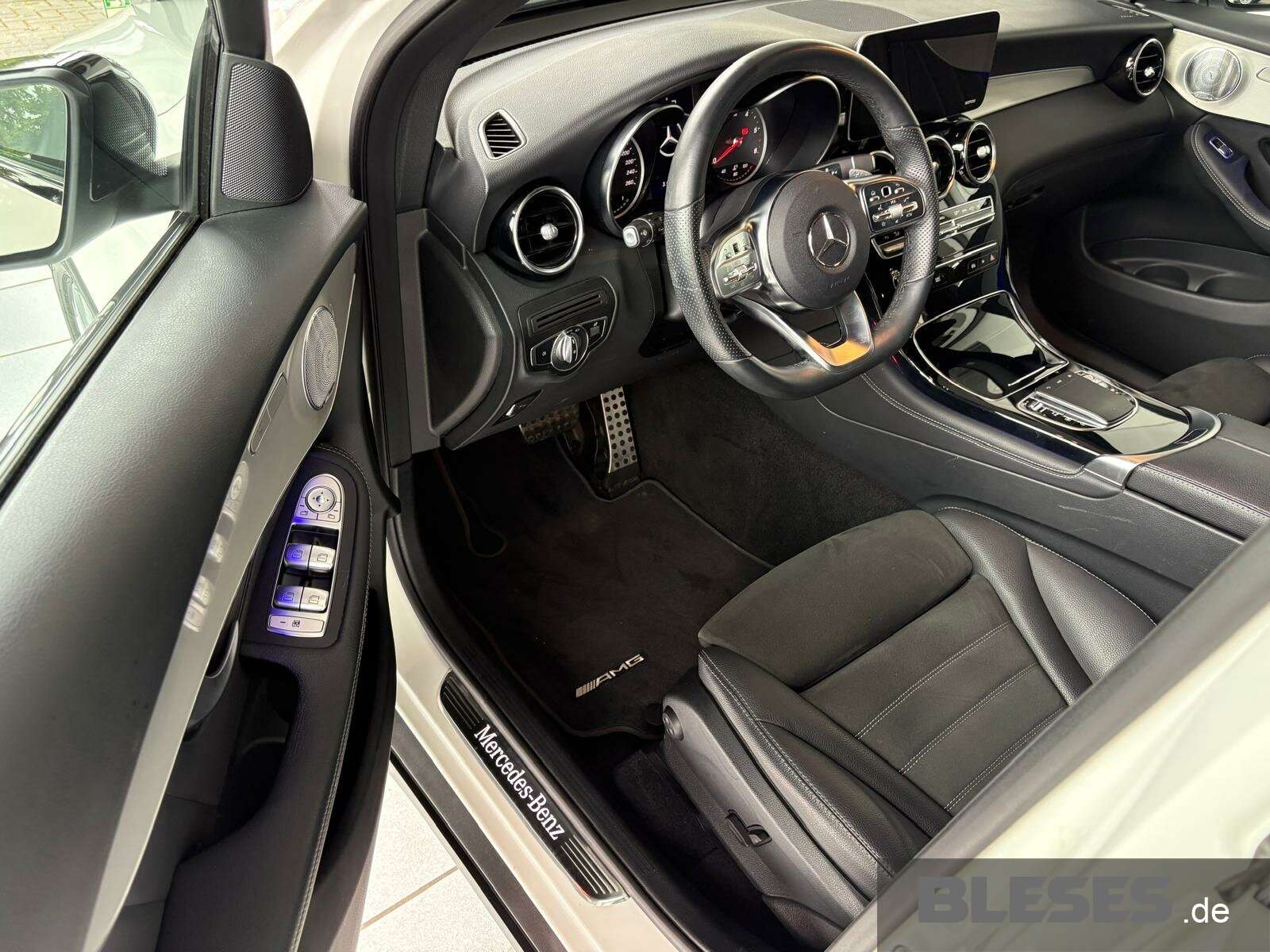 Mercedes-Benz GLC 220