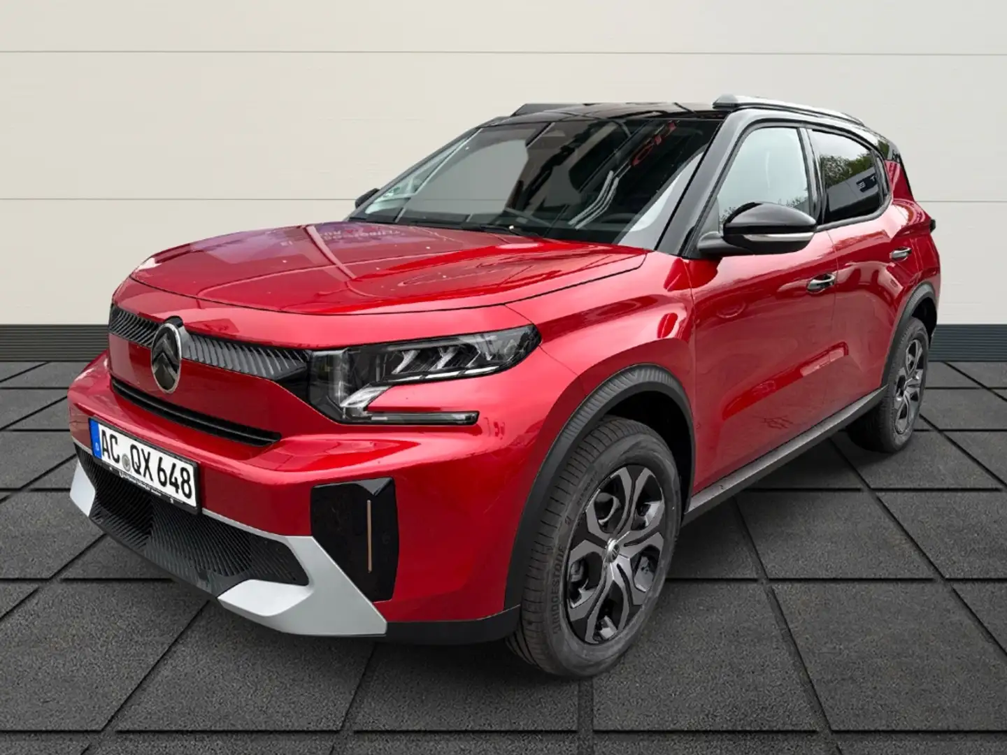 Citroen C3 Aircross Turbo 100 PLUS 1.2 PureTech EU6e Allwetterreifen K Rood - 2