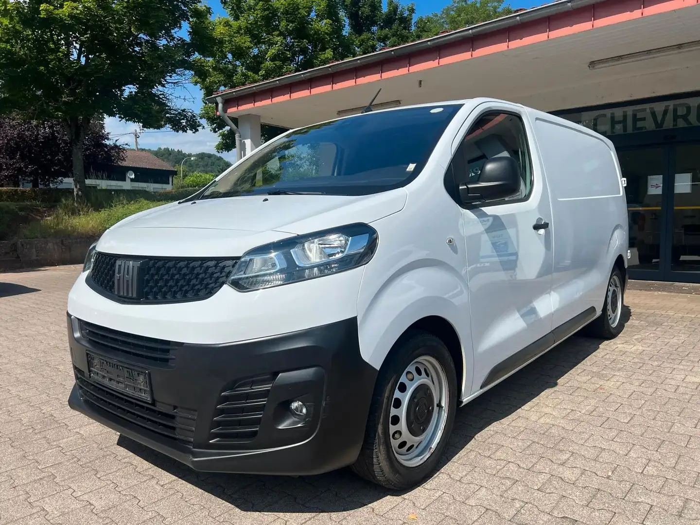 Fiat Scudo L2 Mittellang Navi Klima 3Sitzer SX Weiß - 1
