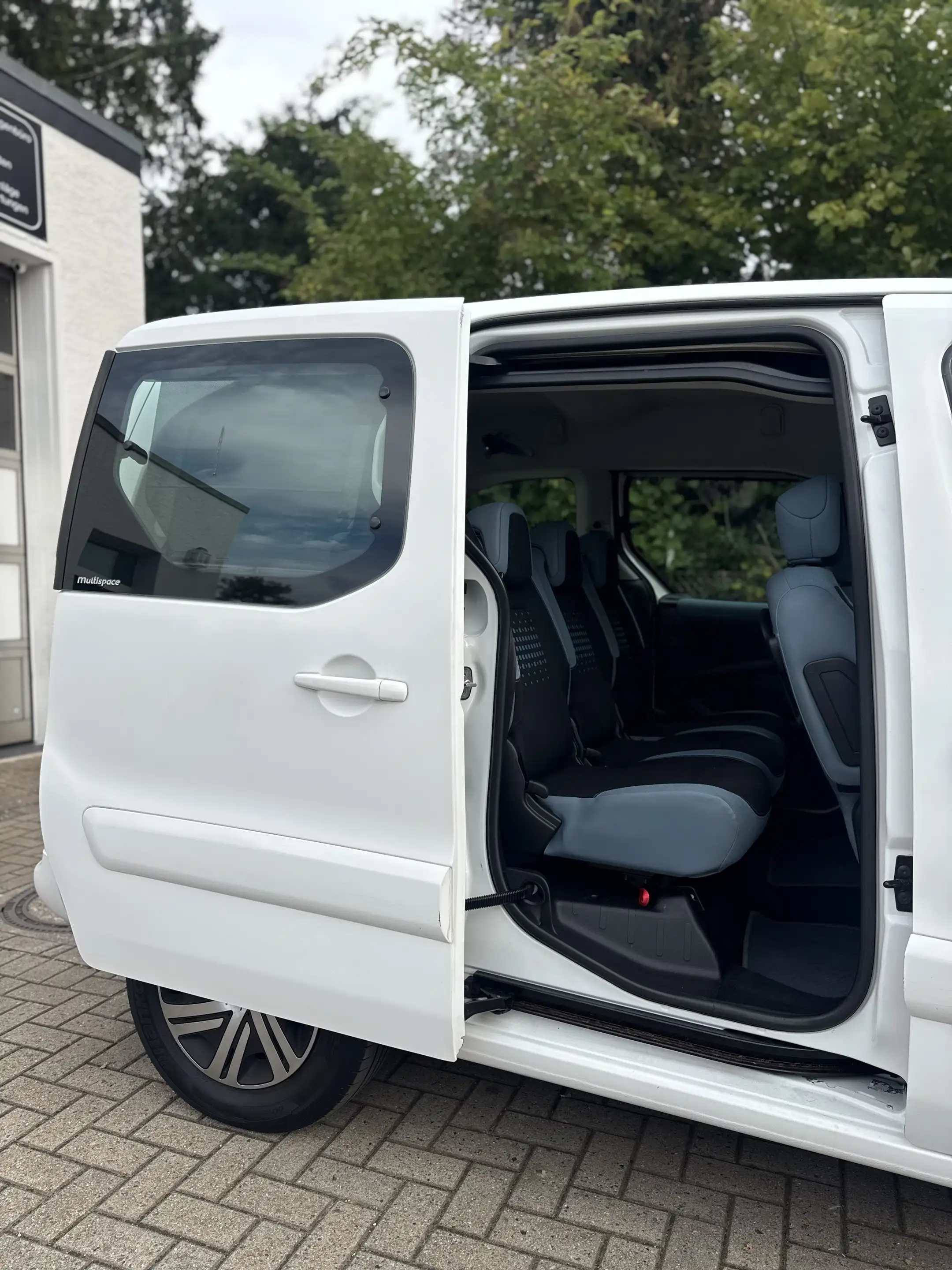 Citroen Berlingo 7-Sitzer/Multispace/1Hand — photo 13
