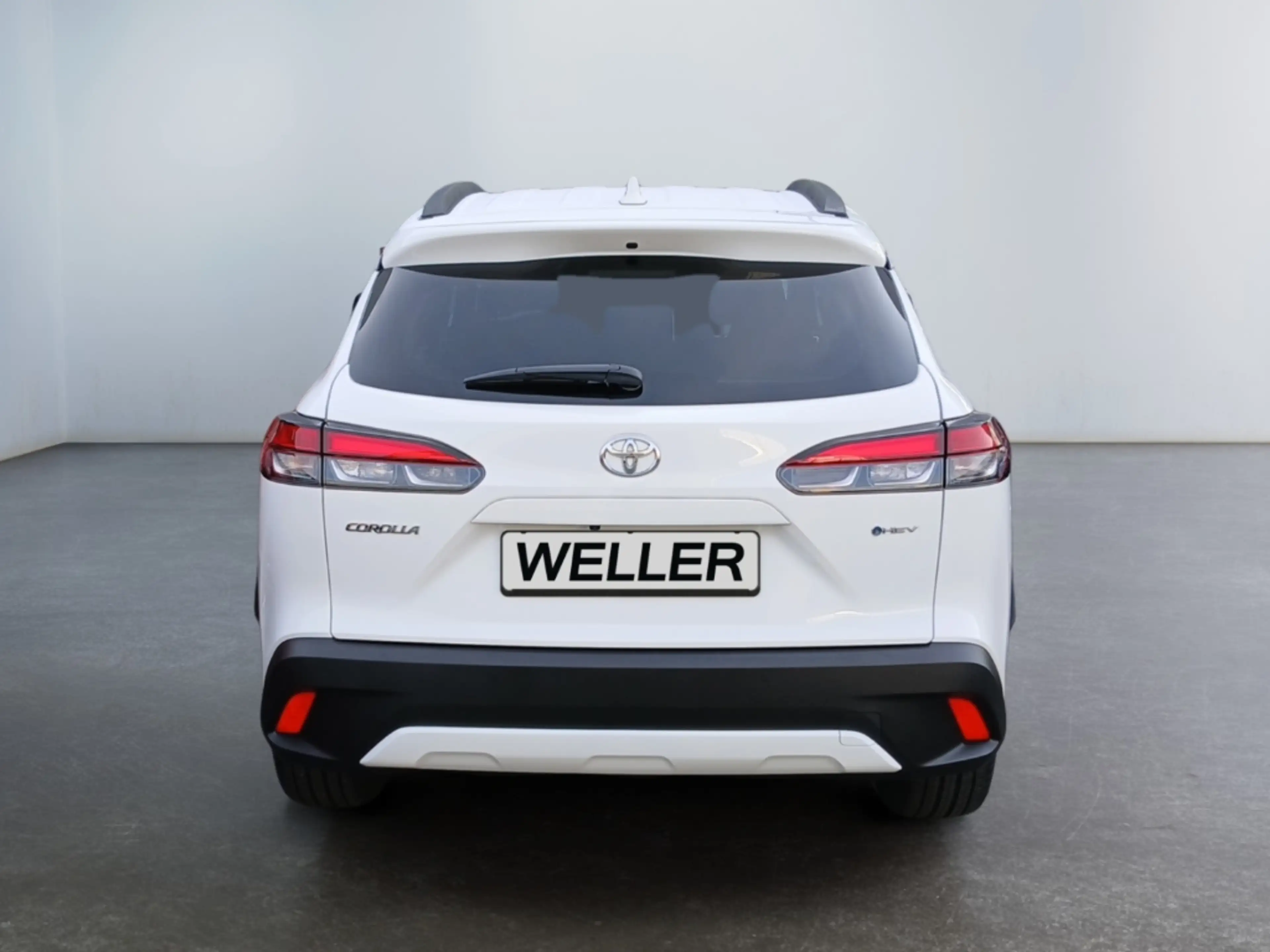 Toyota Corolla Cross 2.0 Hybrid Team D *LED*CAM*SHZ*PDC* — photo 6