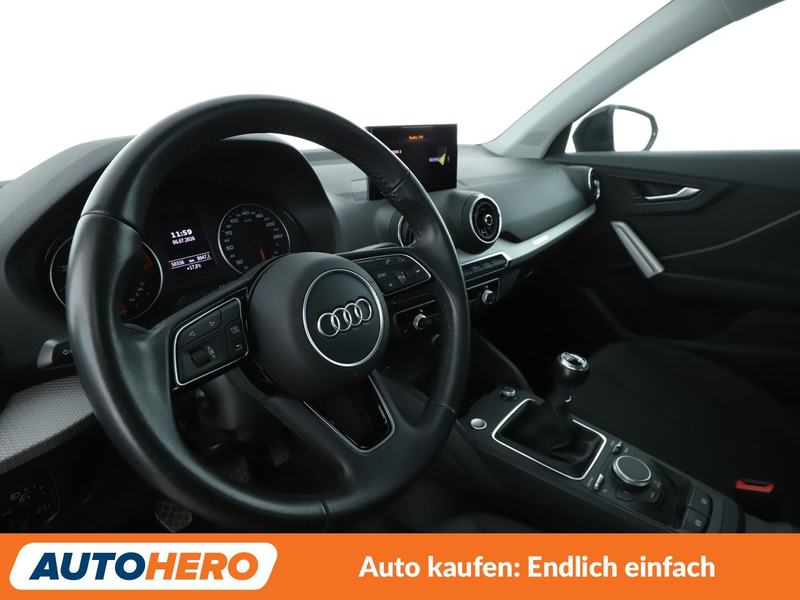 Audi Q2 30 TFSI *PDC*SHZ*KLIMA* — photo 11