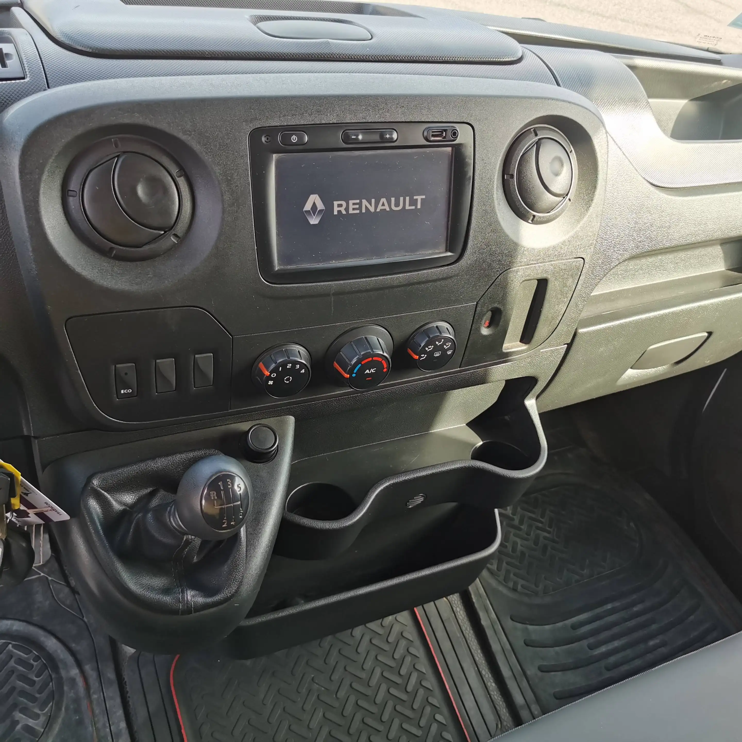 Renault Master 2.3 dCi 35 L2H2 Tva récup — photo 14
