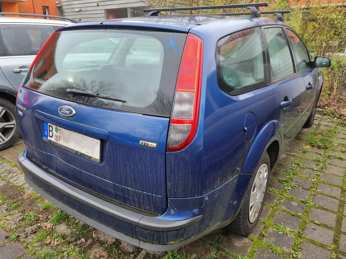 Ford Focus Focus Turnier 1.6 TDCi  DPF (nicht fahrbereit) Blau - 2