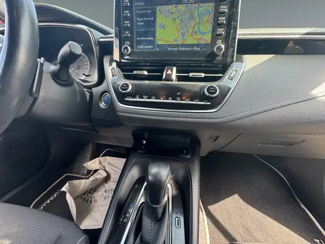 Toyota Corolla view 12