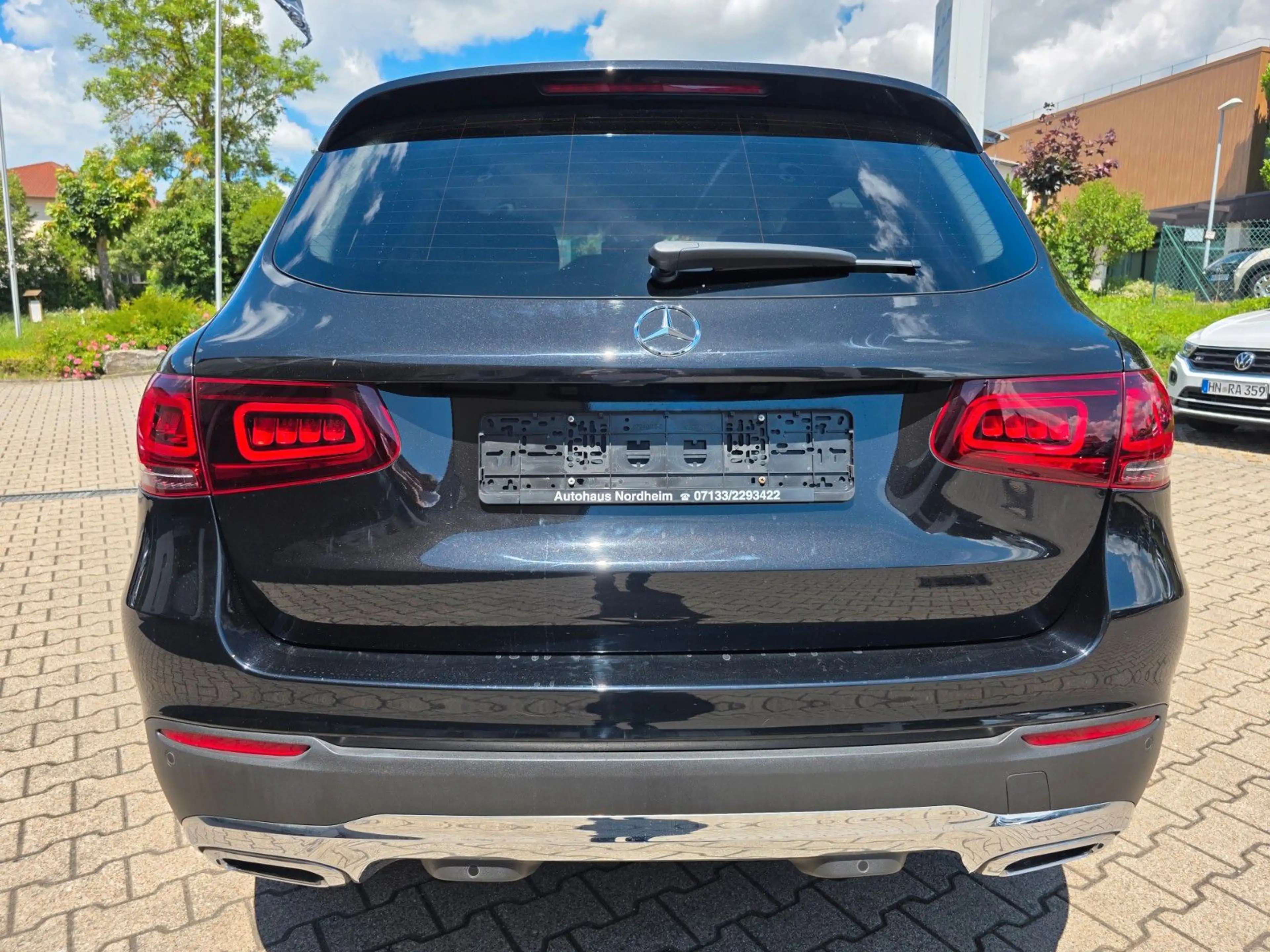 Mercedes-Benz GLC 220 d 4Matic Automatik/Kamera/Distronic/LED — photo 9