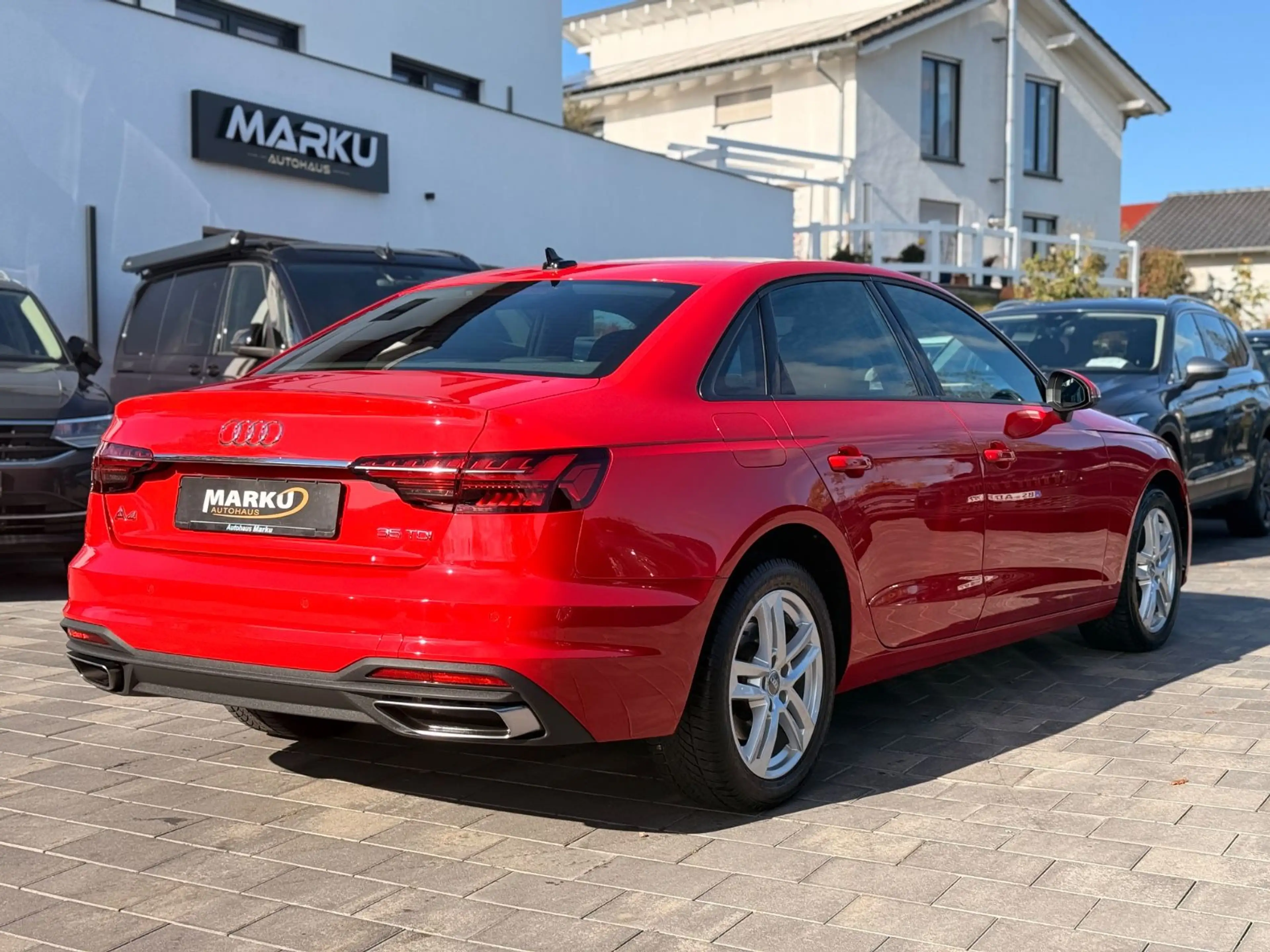 Audi A4 Limo 35 TDI *BUSINESS*ACC*NAVI PLUS*GLASDACH — photo 5