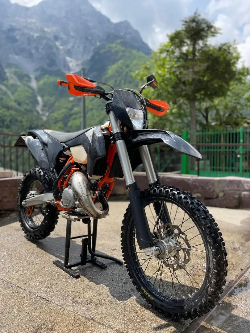 KTM 125 Enduro Black - 1