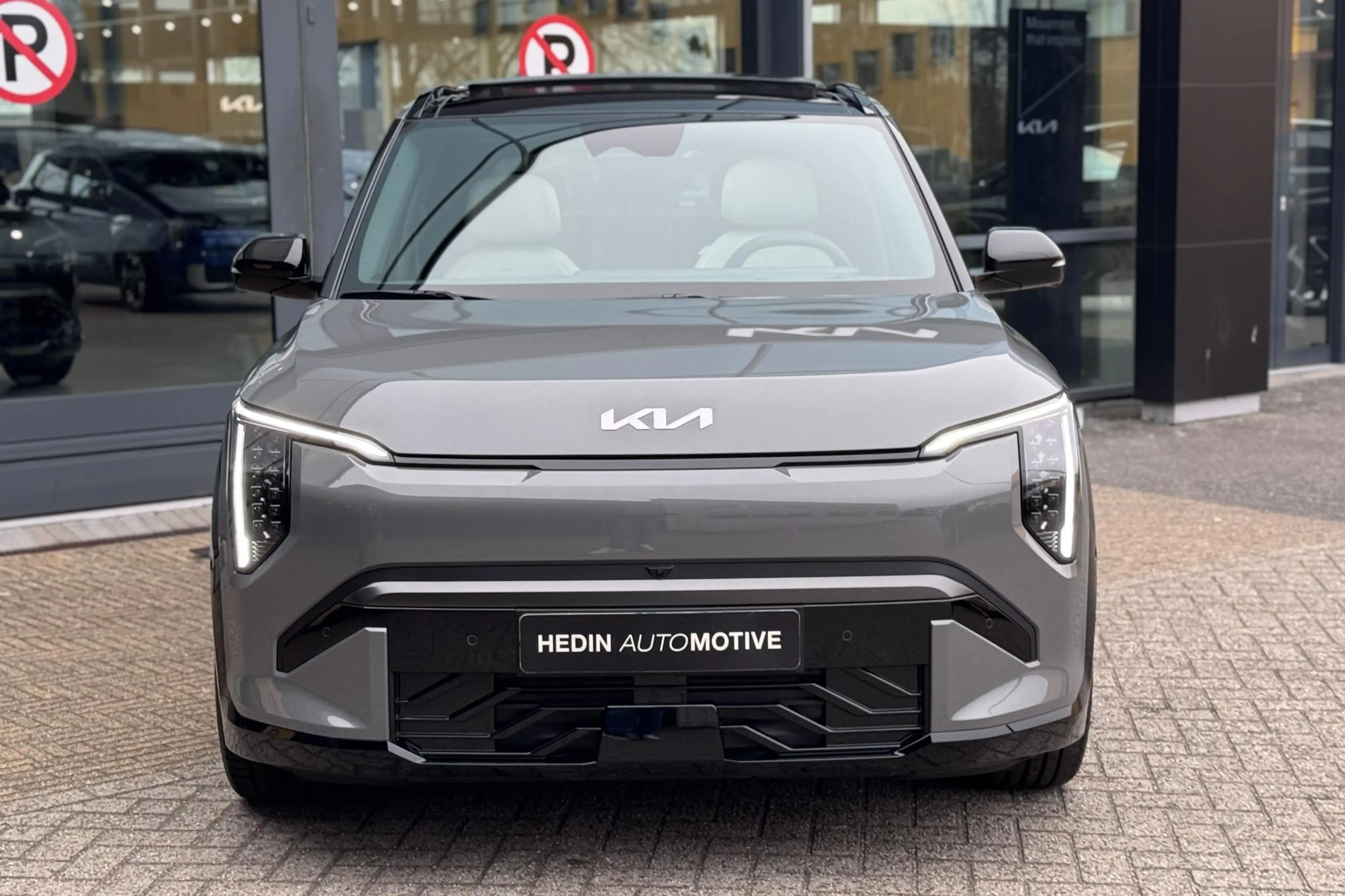 Kia EV3 GT-PlusLine 81.4 kWh | Alleen beschikbaar voor pro — photo 9
